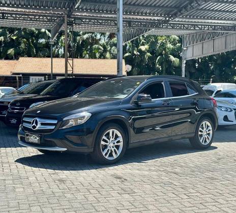 MERCEDES-BENZ GLA 200 1.6 CGI STYLE 16V TURBO FLEX 4P AUTOMÁTICO